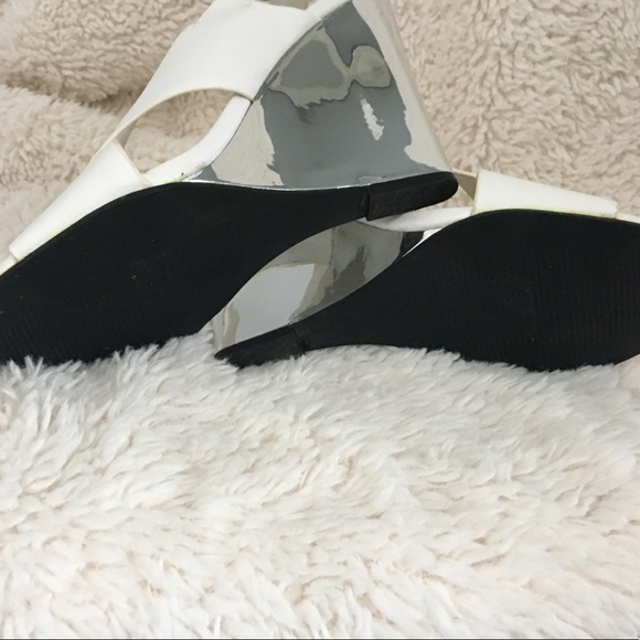 Triple S Sleek Sexy Sophisticated Summertime Wedge - Picture 5 of 5